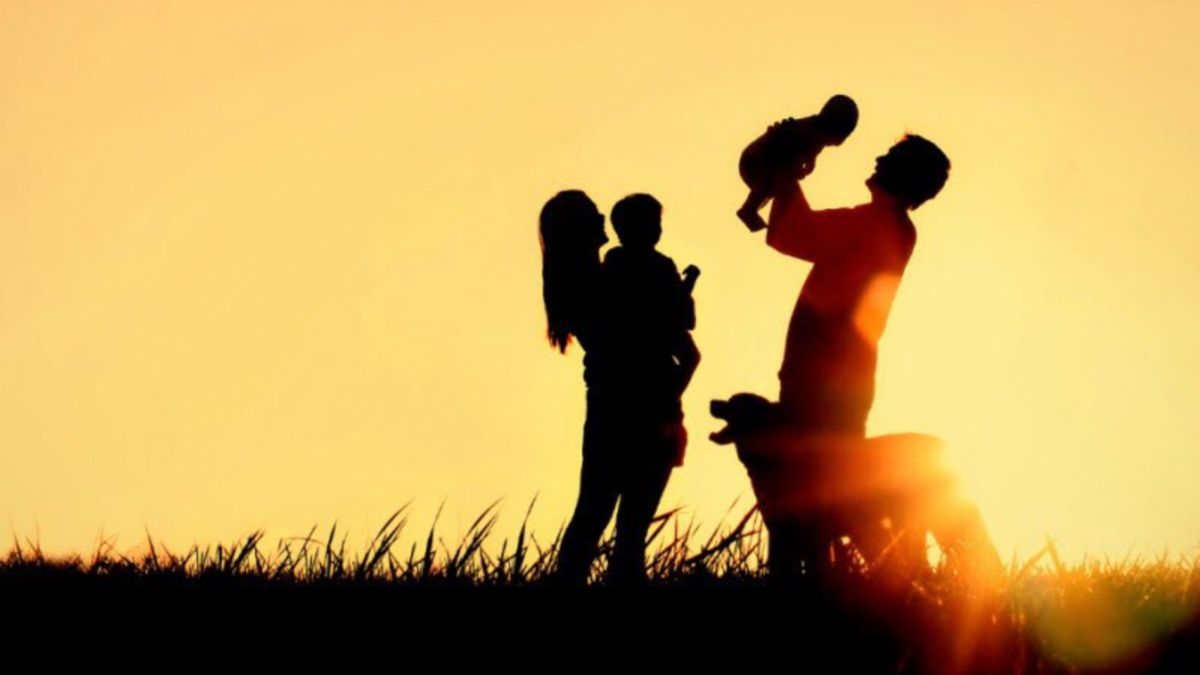 TR&Iacute;CH LỤC NHẬN CHA MẸ CON