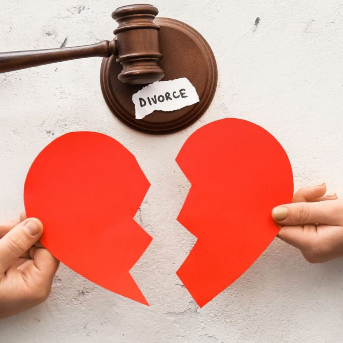 LY H&Ocirc;N KHI CHỒNG BỊ T&Acirc;M THẦN?