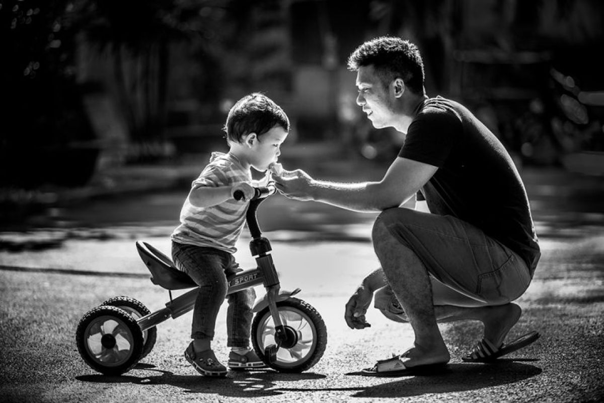 Thủ tục nhận cha, con khi người cha đ&atilde; Mất ?