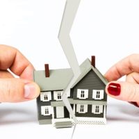 CÓ PHẢI MỘT TRONG CÁC CON KHÔNG ĐỒNG Ý, BỐ MẸ KHÔNG THỂ BÁN NHÀ?