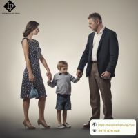 Theo Quy Định Hiện H&agrave;nh Th&igrave; Bố Mẹ Ly H&ocirc;n Th&igrave; Con Theo Ai?